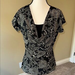 Daniel Laurent Black White Blouse with cowl neck and side ruching Women's Sz S